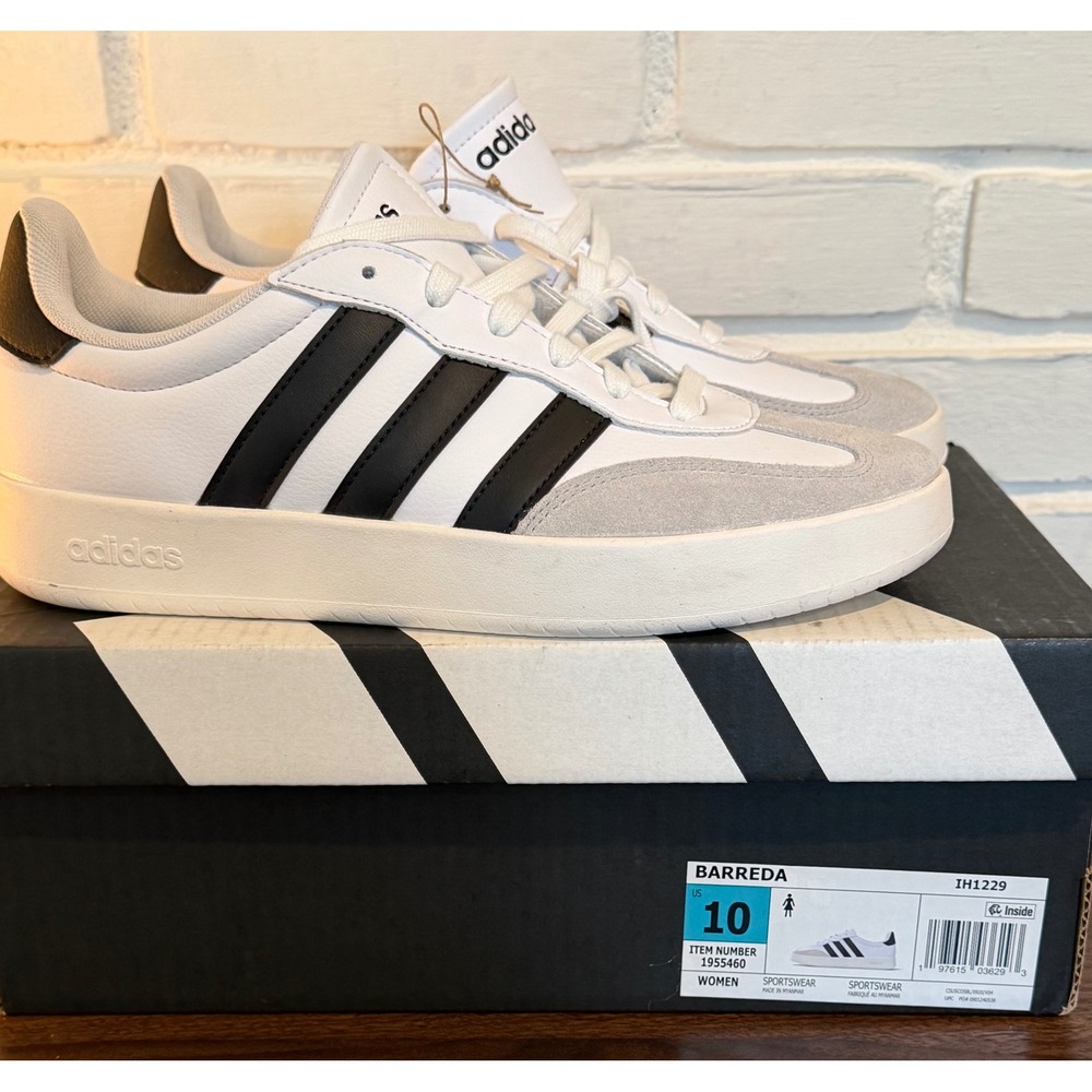 NWT Adidas Barreda Womens Sneakers White Black Sz. 10 Tennis Three Stripes Retro